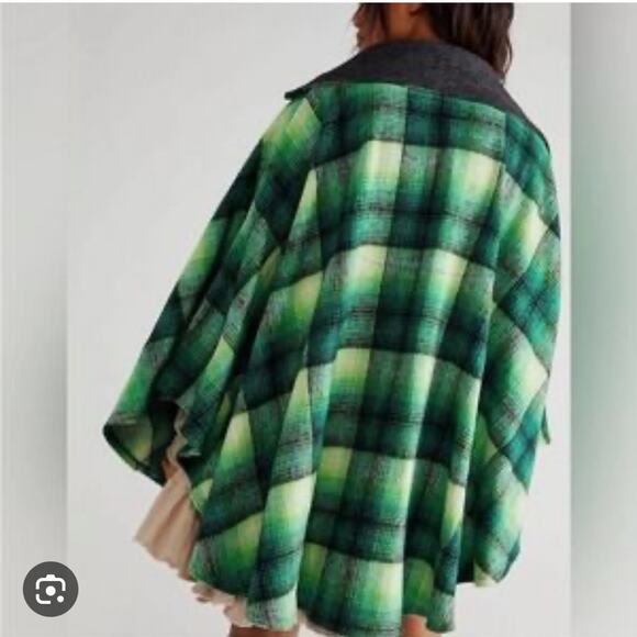 NEW Free People Woodstock green brushed plaid collared 3/4 zip poncho jacket - Picture 3 of 11